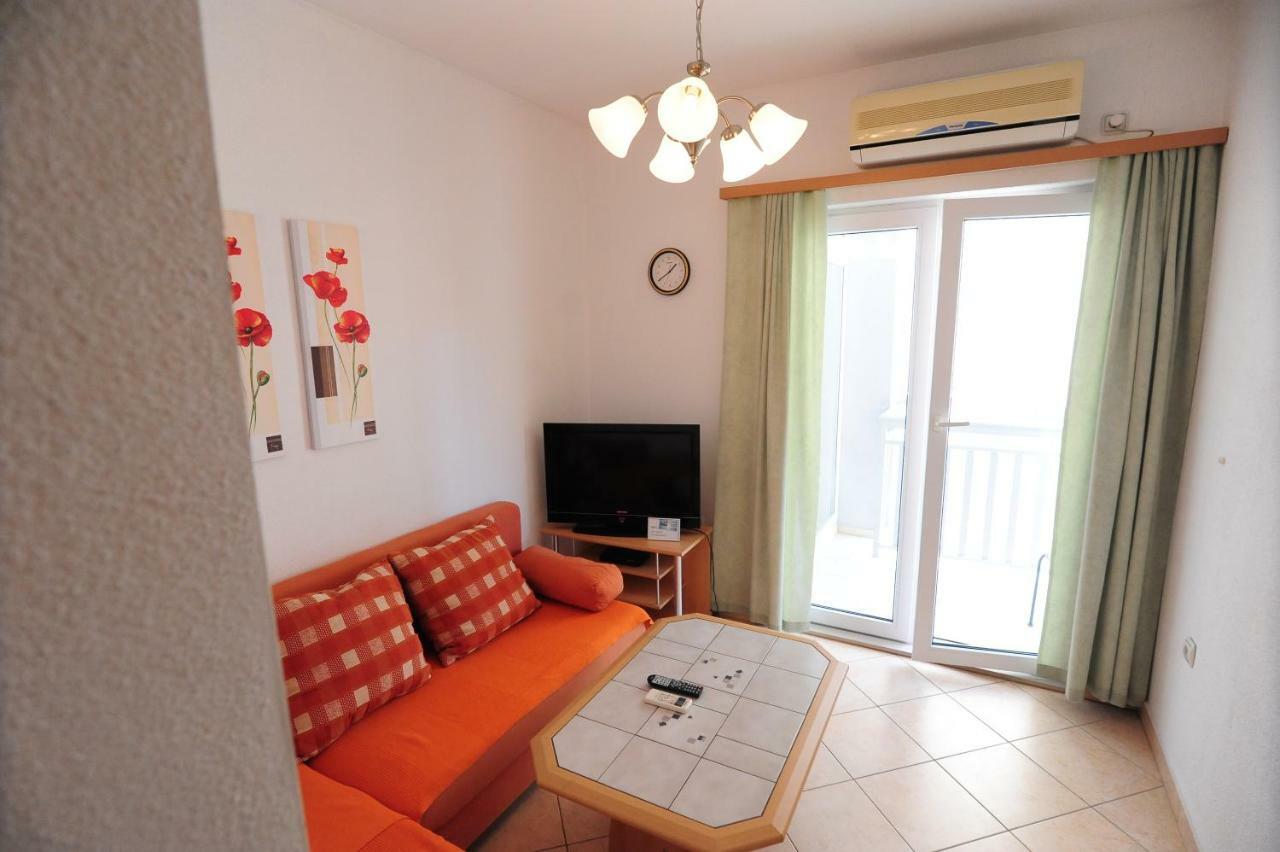 Apartments Knezevic ماكارسكا المظهر الخارجي الصورة