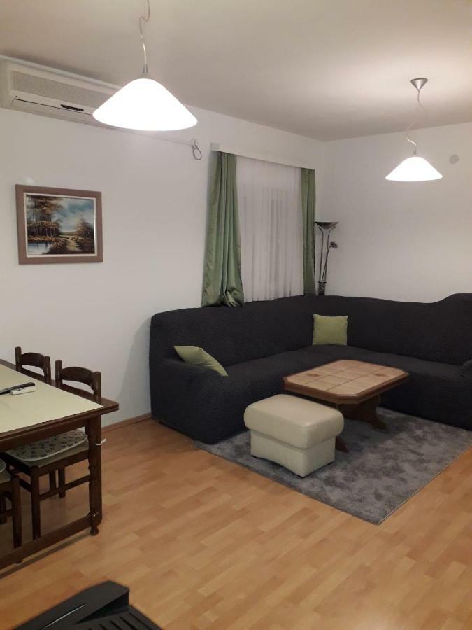 Apartments Knezevic ماكارسكا المظهر الخارجي الصورة