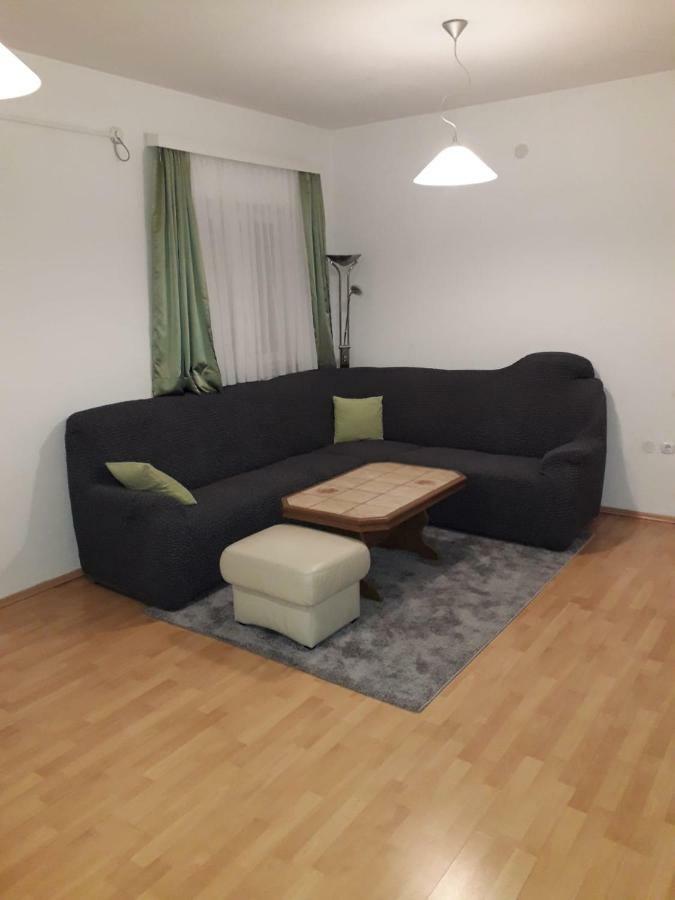 Apartments Knezevic ماكارسكا المظهر الخارجي الصورة