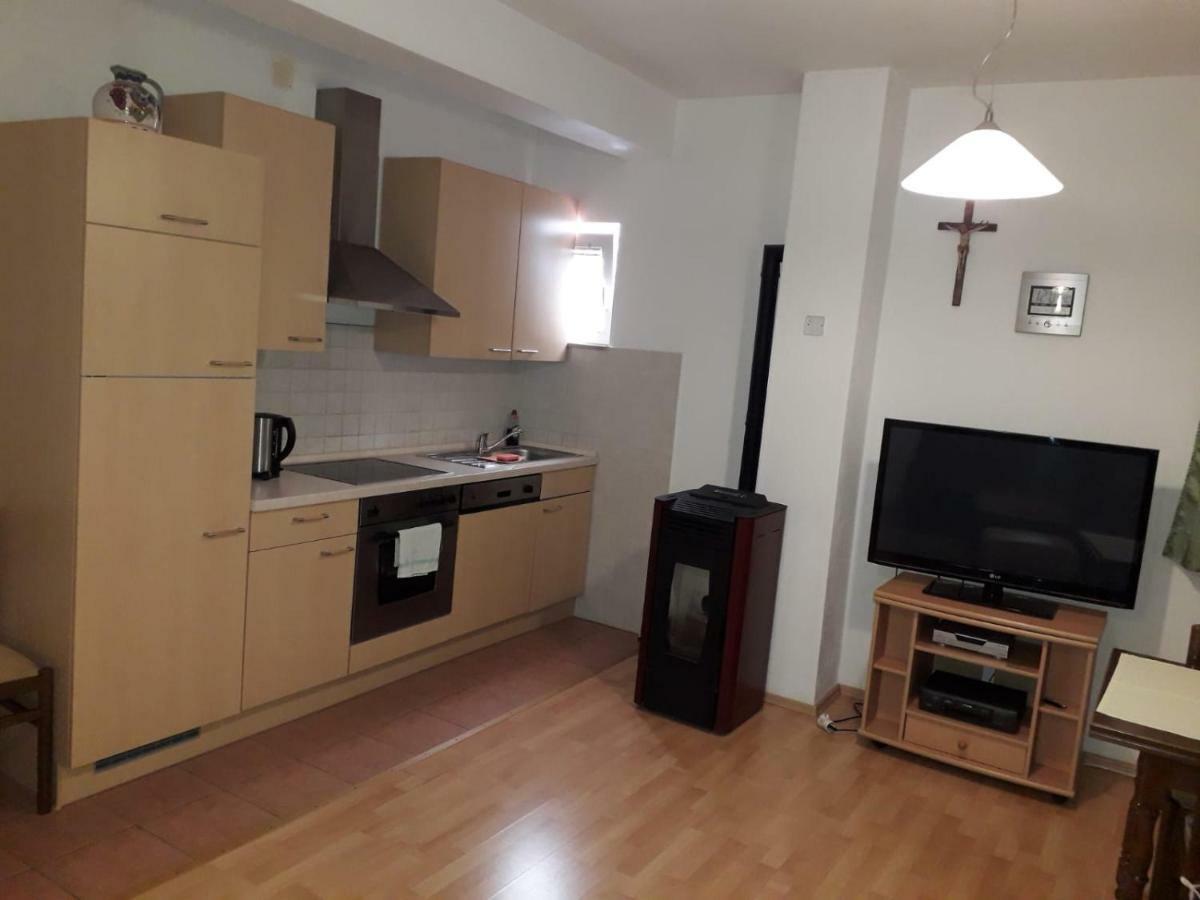 Apartments Knezevic ماكارسكا المظهر الخارجي الصورة