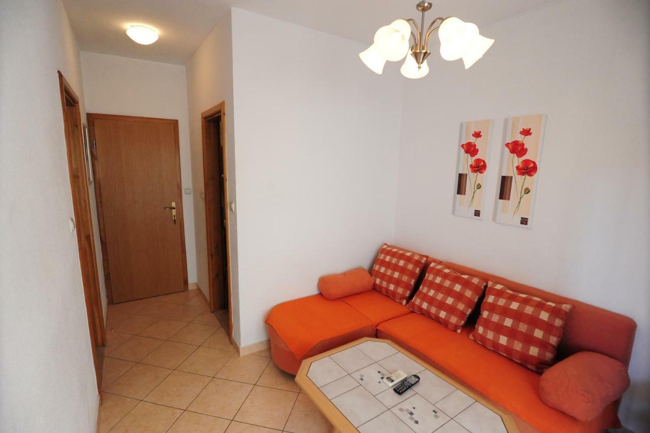 Apartments Knezevic ماكارسكا المظهر الخارجي الصورة